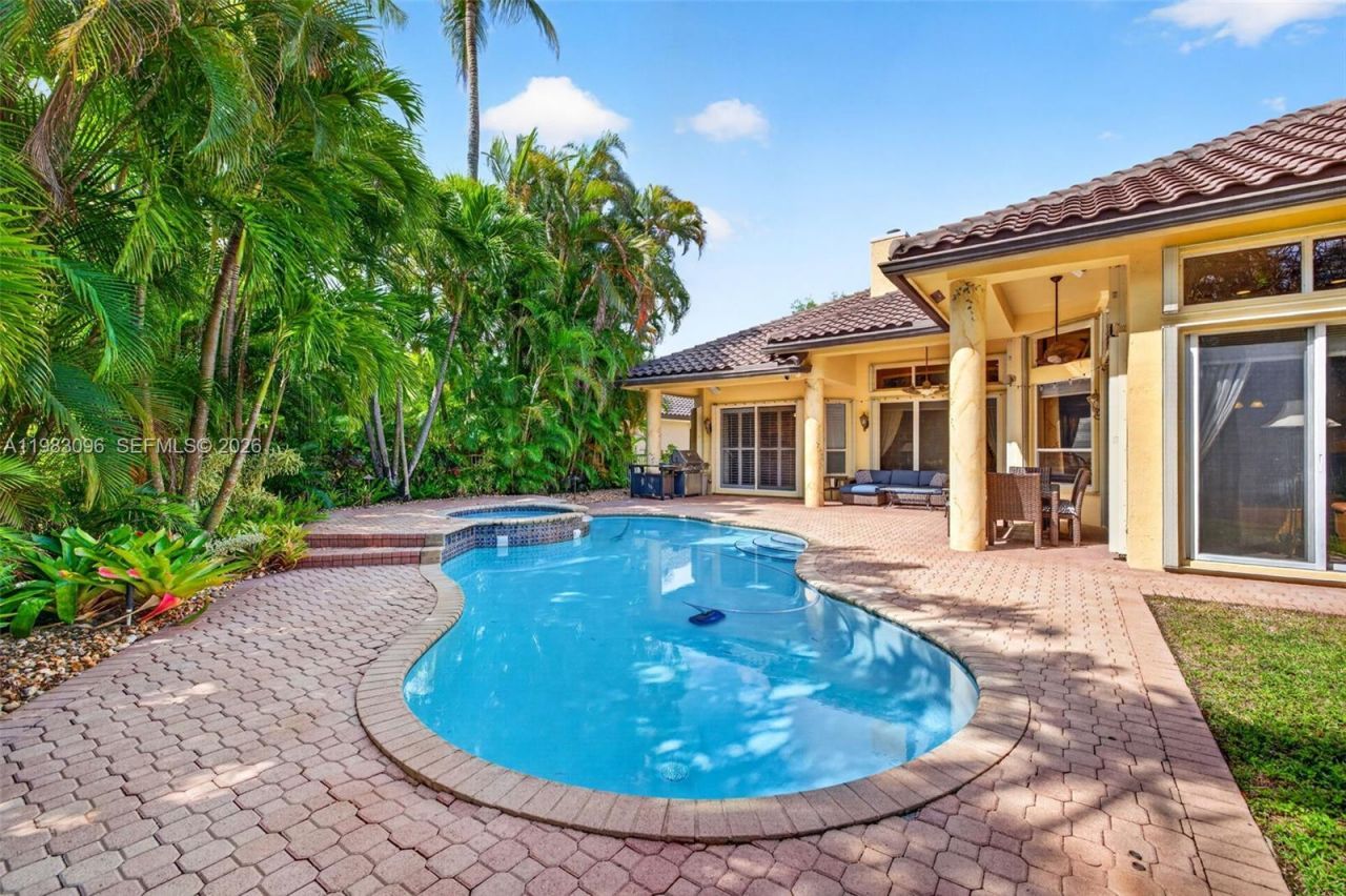 1083 SW 156th Ter, Pembroke Pines, FL 33027 Photo