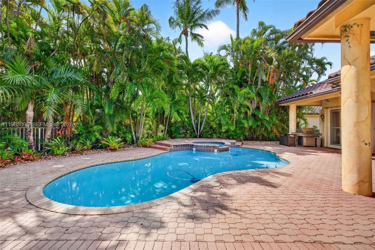 1083 SW 156th Ter, Pembroke Pines, FL 33027 Photo