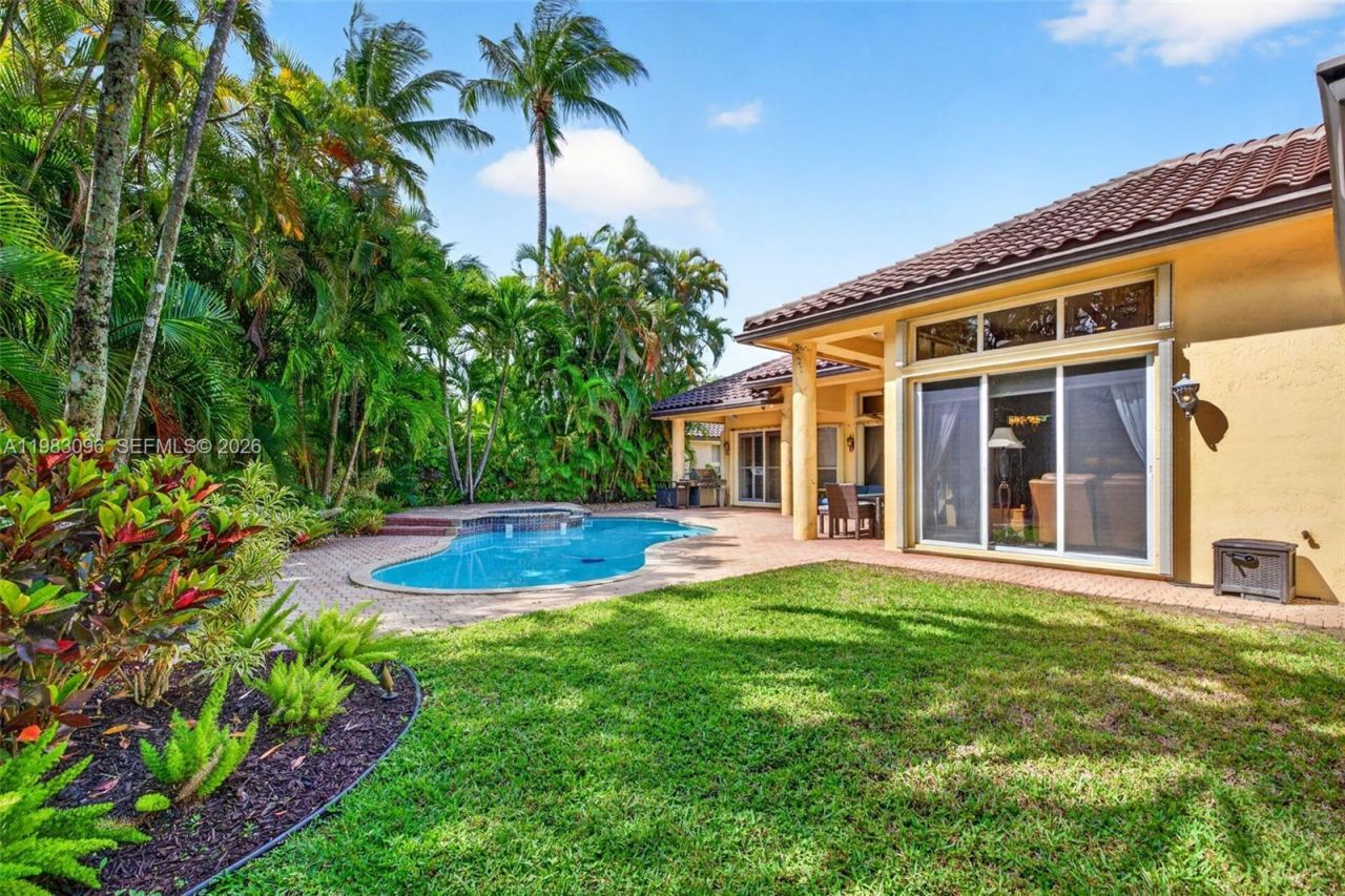 1083 SW 156th Ter, Pembroke Pines, FL 33027 Photo