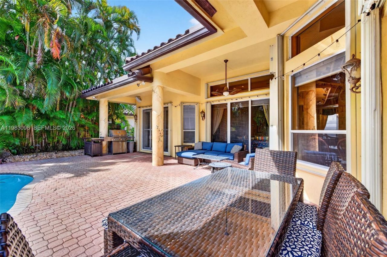 1083 SW 156th Ter, Pembroke Pines, FL 33027 Photo