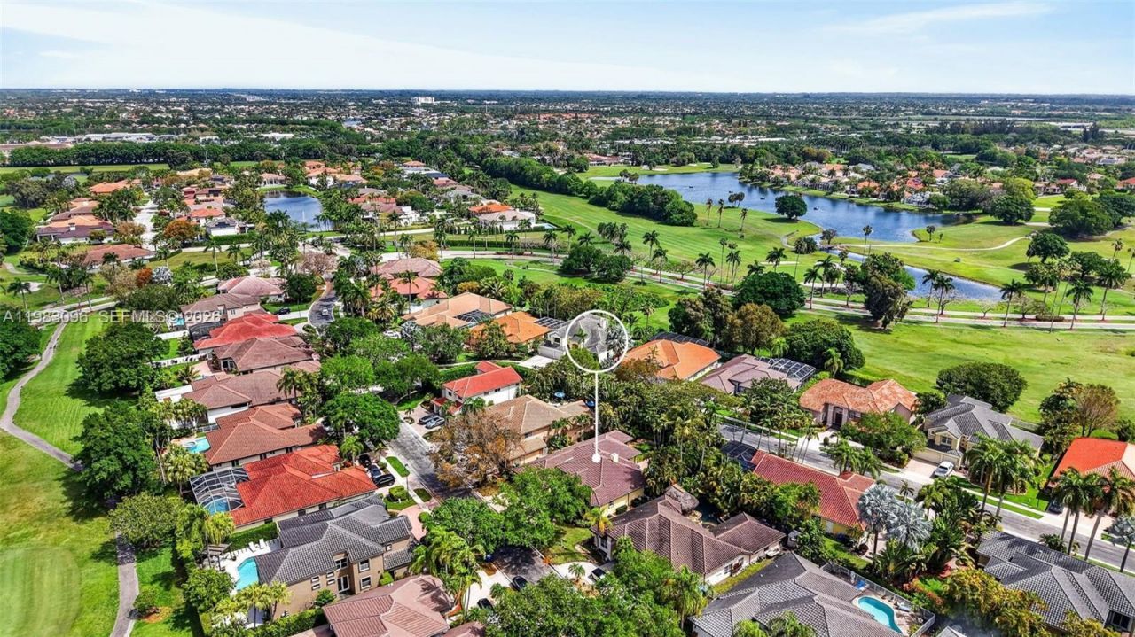 1083 SW 156th Ter, Pembroke Pines, FL 33027 Photo