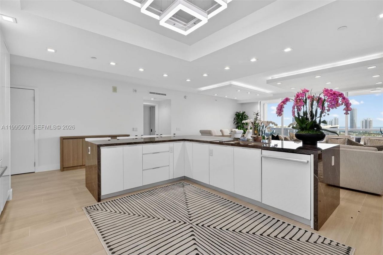 6000 Island Blvd , Unit 2102, Aventura, FL 33160 Photo