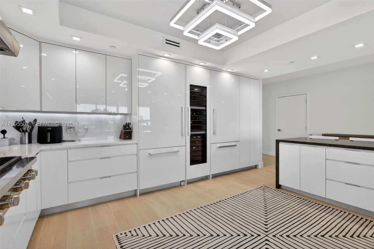 6000 Island Blvd , Unit 2102, Aventura, FL 33160 Photo