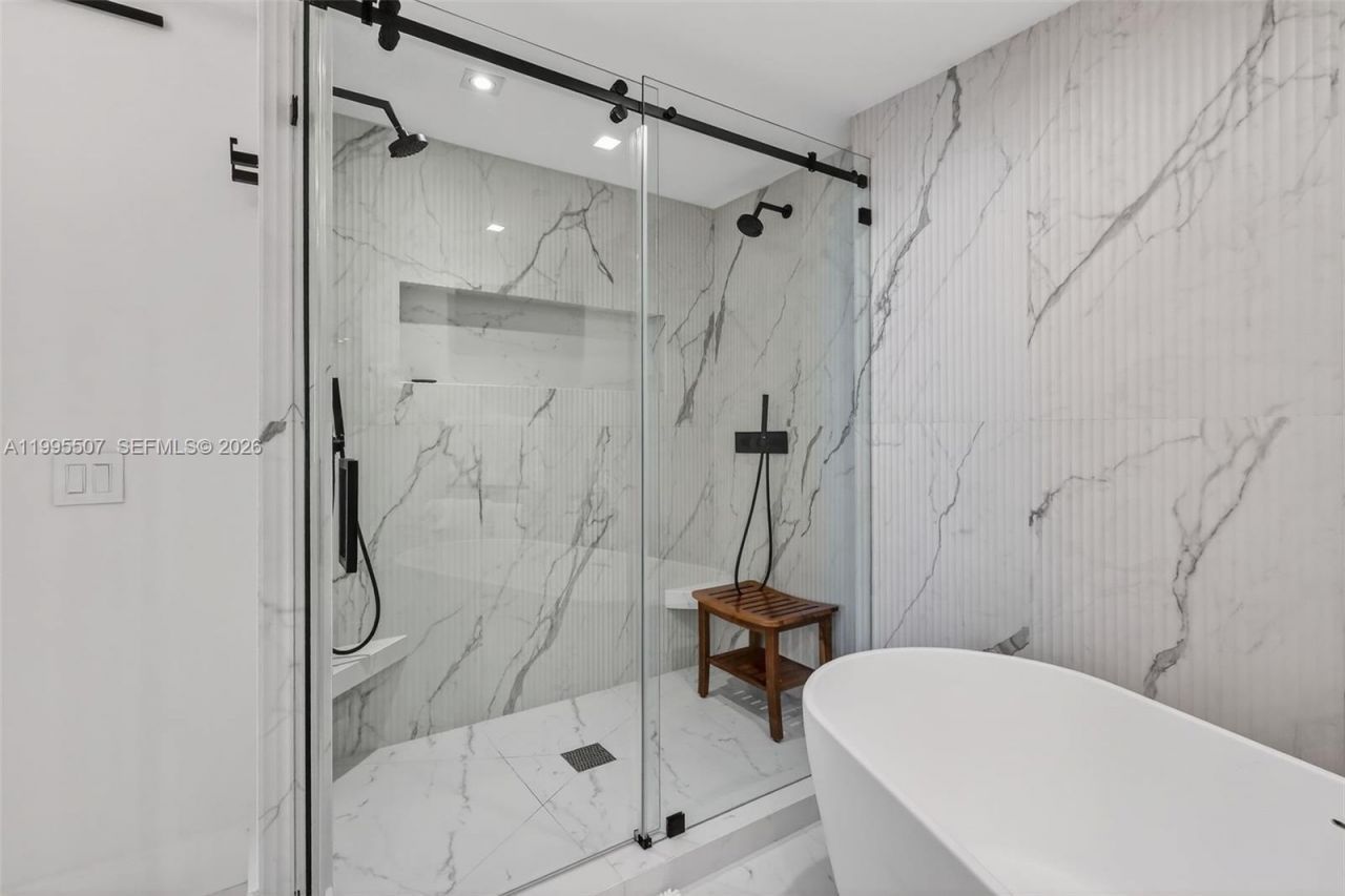 6000 Island Blvd , Unit 2102, Aventura, FL 33160 Photo