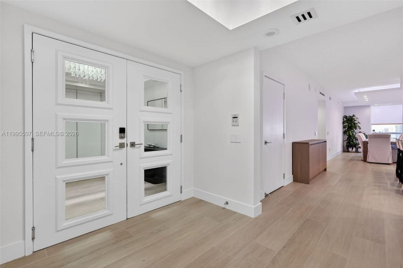 6000 Island Blvd , Unit 2102, Aventura, FL 33160 Photo