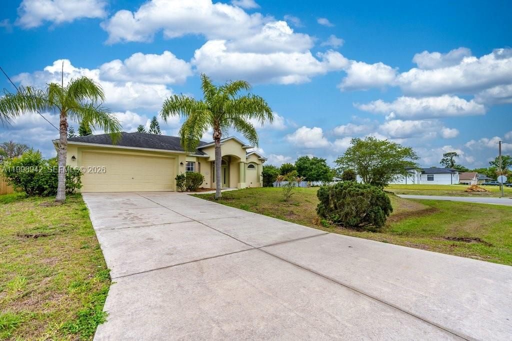 2519 9th St. W, Lehigh Acres, FL 33971 Photo