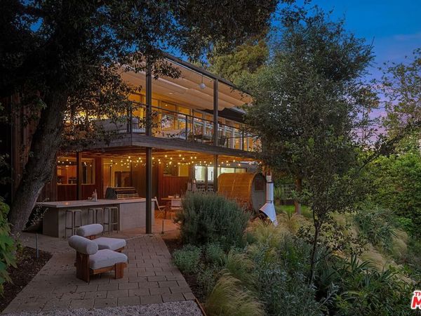 12632 W Sunset Boulevard, Los Angeles, CA 90049