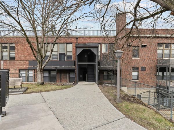 60 Kensico Road , Unit 23, Thornwood, NY 10594