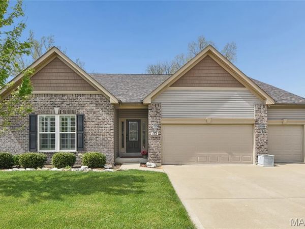 1163 Crystal Creek Parkway, Wentzville, MO 63385