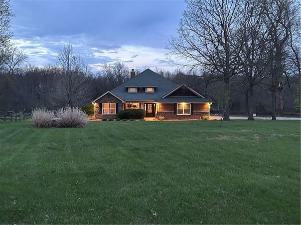 34500 E 176th Terrace, Pleasant Hill, MO 64088