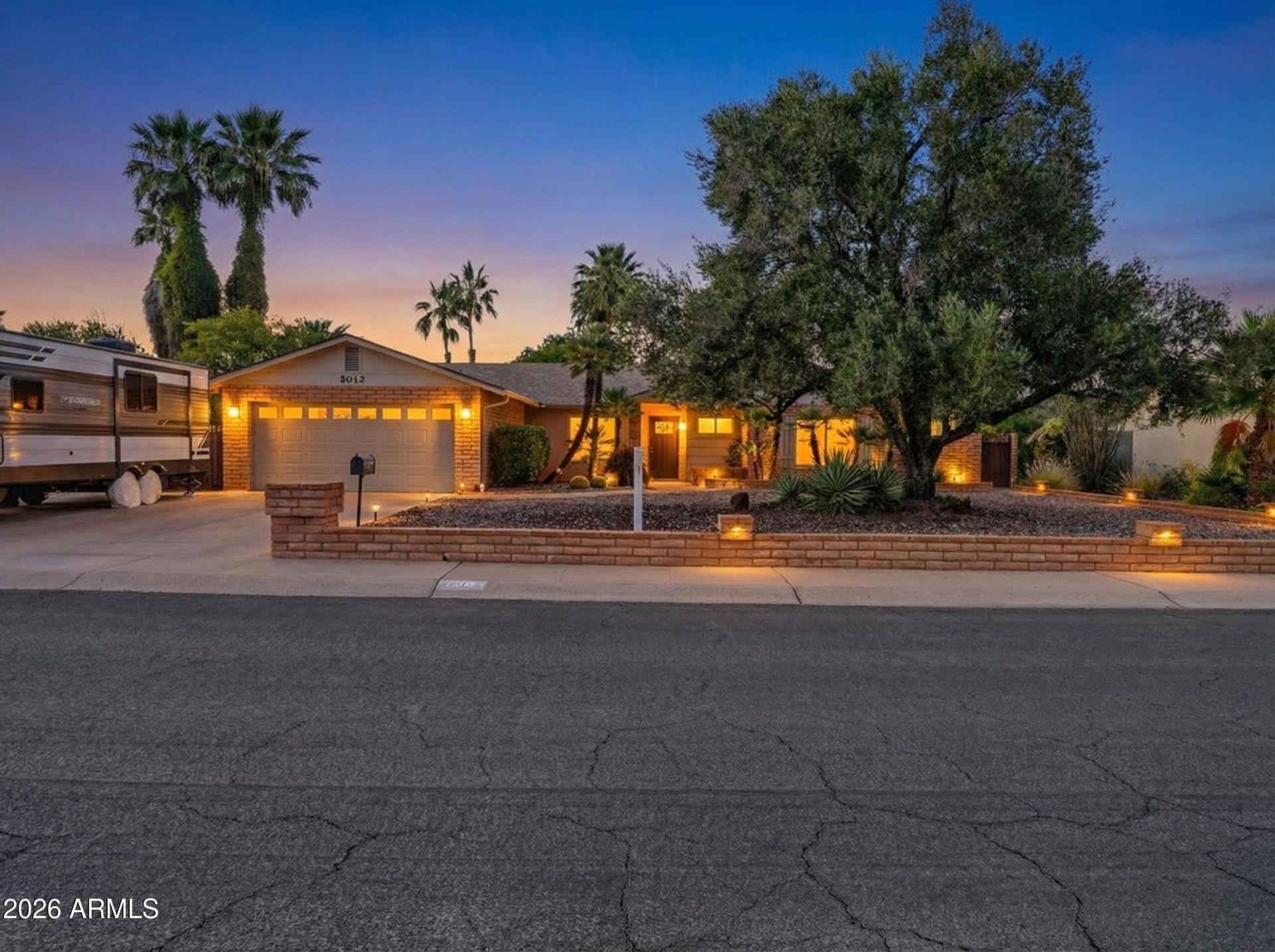 5012 E Winchcomb Drive, Scottsdale, AZ 85254 Main Photo