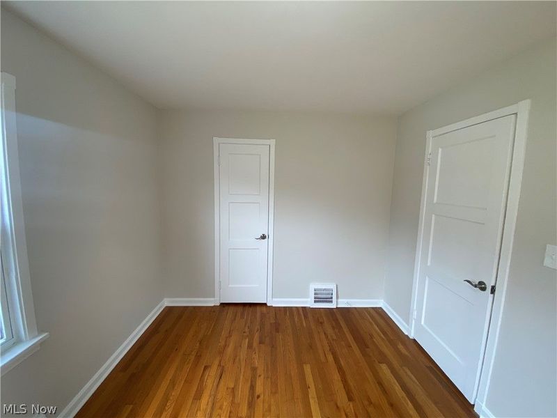 805 E 254th Street, Euclid, OH 44132 Photo 5