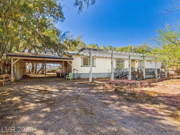 2722 N Saddleback Drive, Amargosa Valley, NV 89020