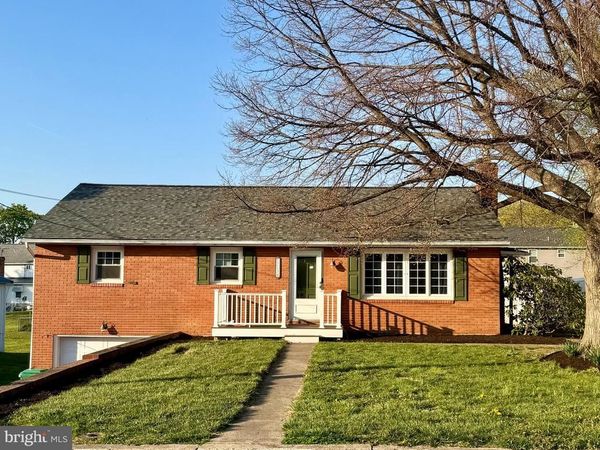 12139 SNYDER AVENUE, WAYNESBORO, PA 17268