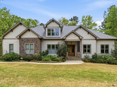 10004 Sandcreek Court, Chapel Hill, NC 27517