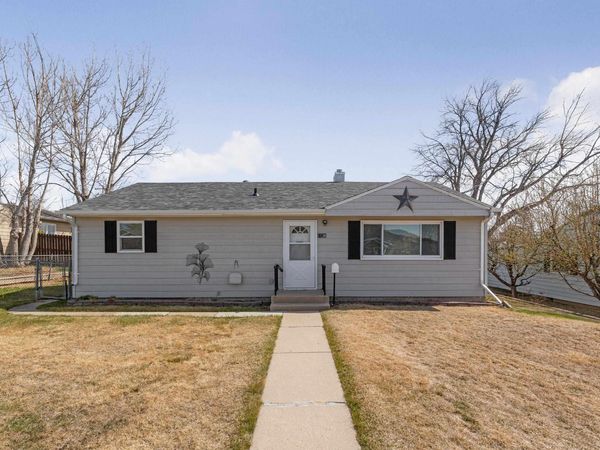 1136 NORTHEAST DR, Rapid City, SD 57701