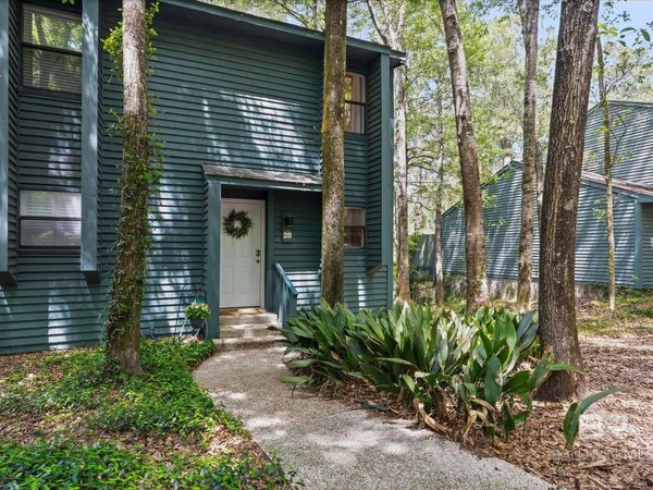 28 Summer Oaks Drive, Daphne, AL 36526