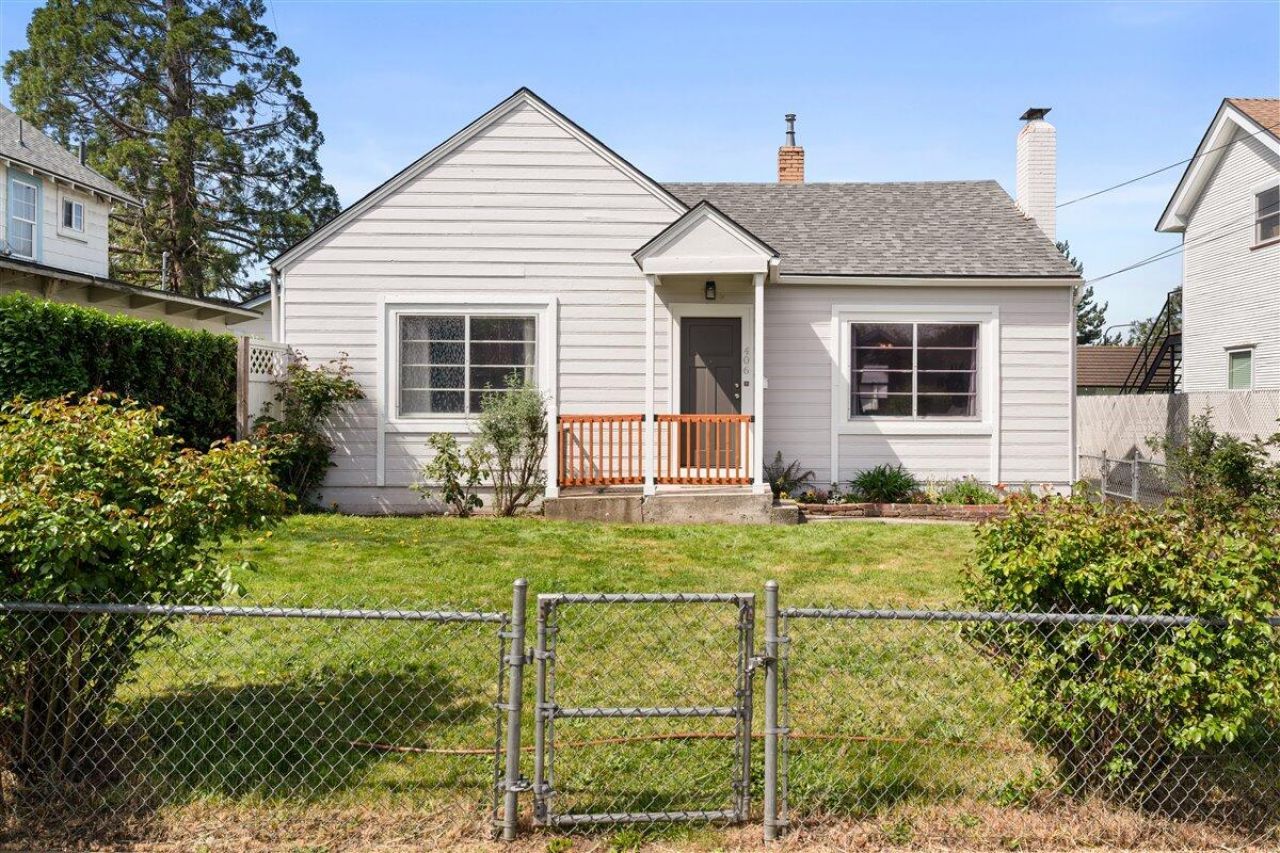 406 Newtown Street, Medford, OR 97501 Main Photo