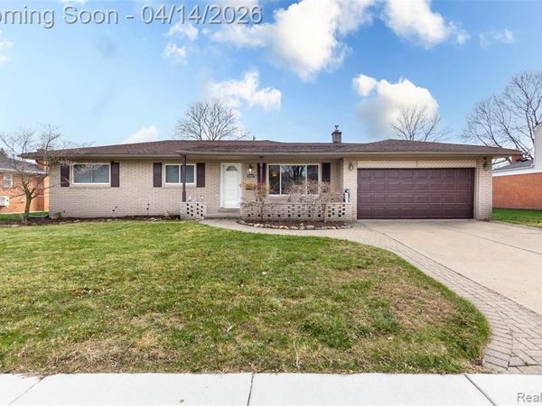 30087 Lyndon Street, Livonia, MI 48154