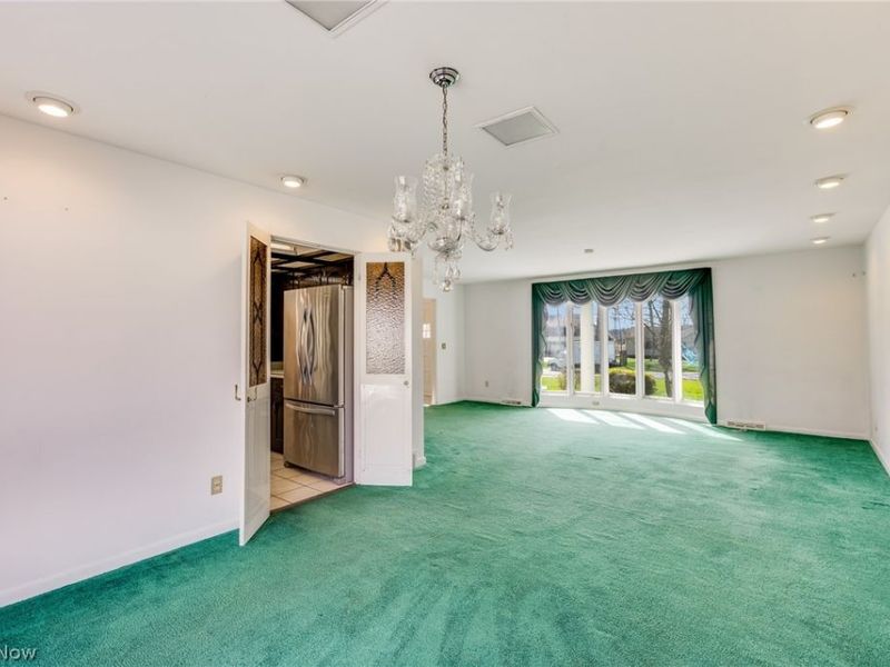 5365 Sampson Drive, Girard, OH 44420 Photo 12