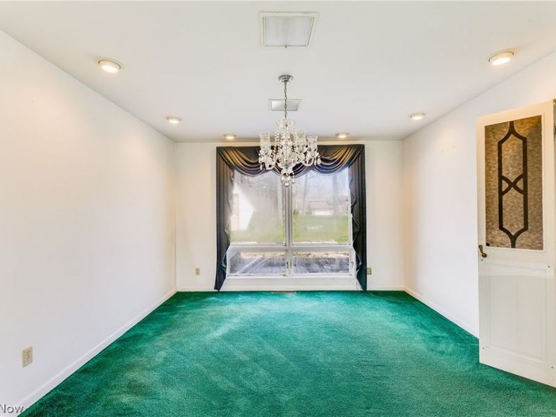 5365 Sampson Drive, Girard, OH 44420 Photo 13