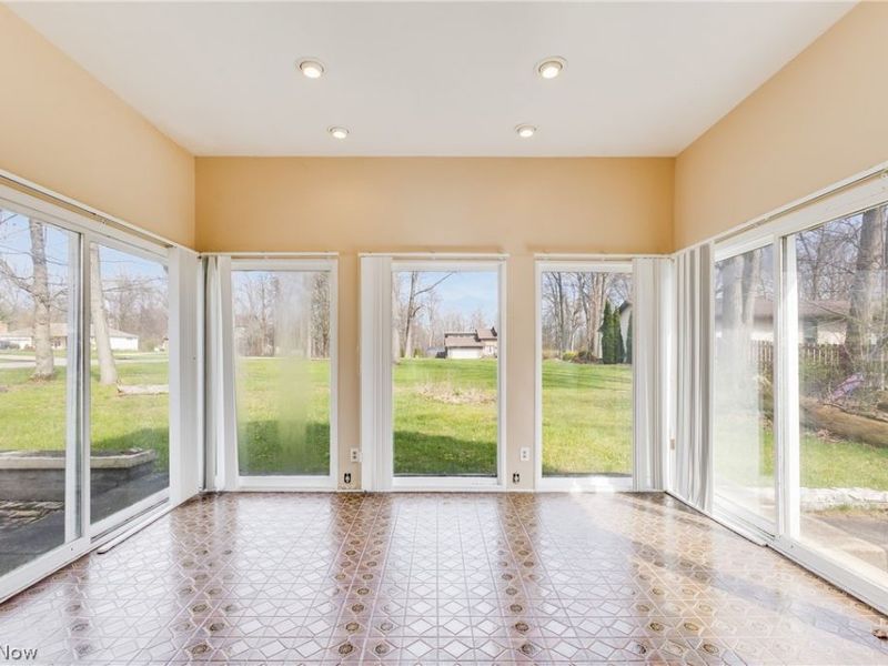 5365 Sampson Drive, Girard, OH 44420 Photo 19