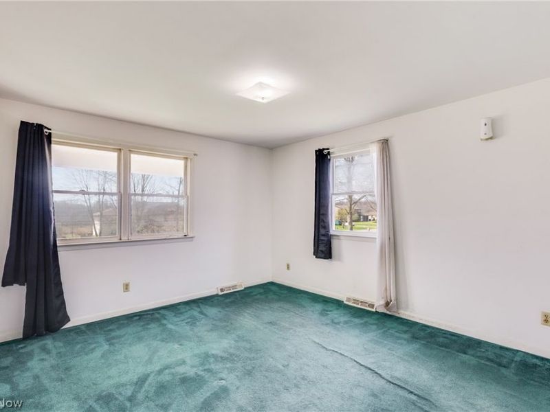 5365 Sampson Drive, Girard, OH 44420 Photo 24