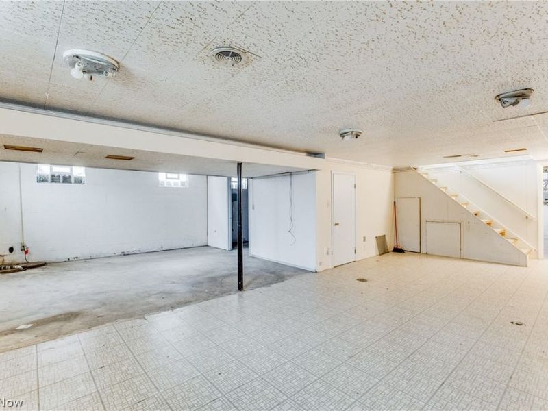 5365 Sampson Drive, Girard, OH 44420 Photo 35