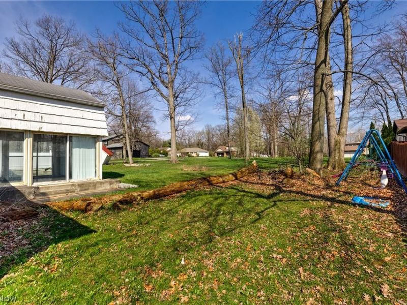 5365 Sampson Drive, Girard, OH 44420 Photo 38