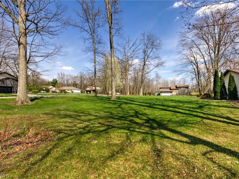 5365 Sampson Drive, Girard, OH 44420 Photo 39