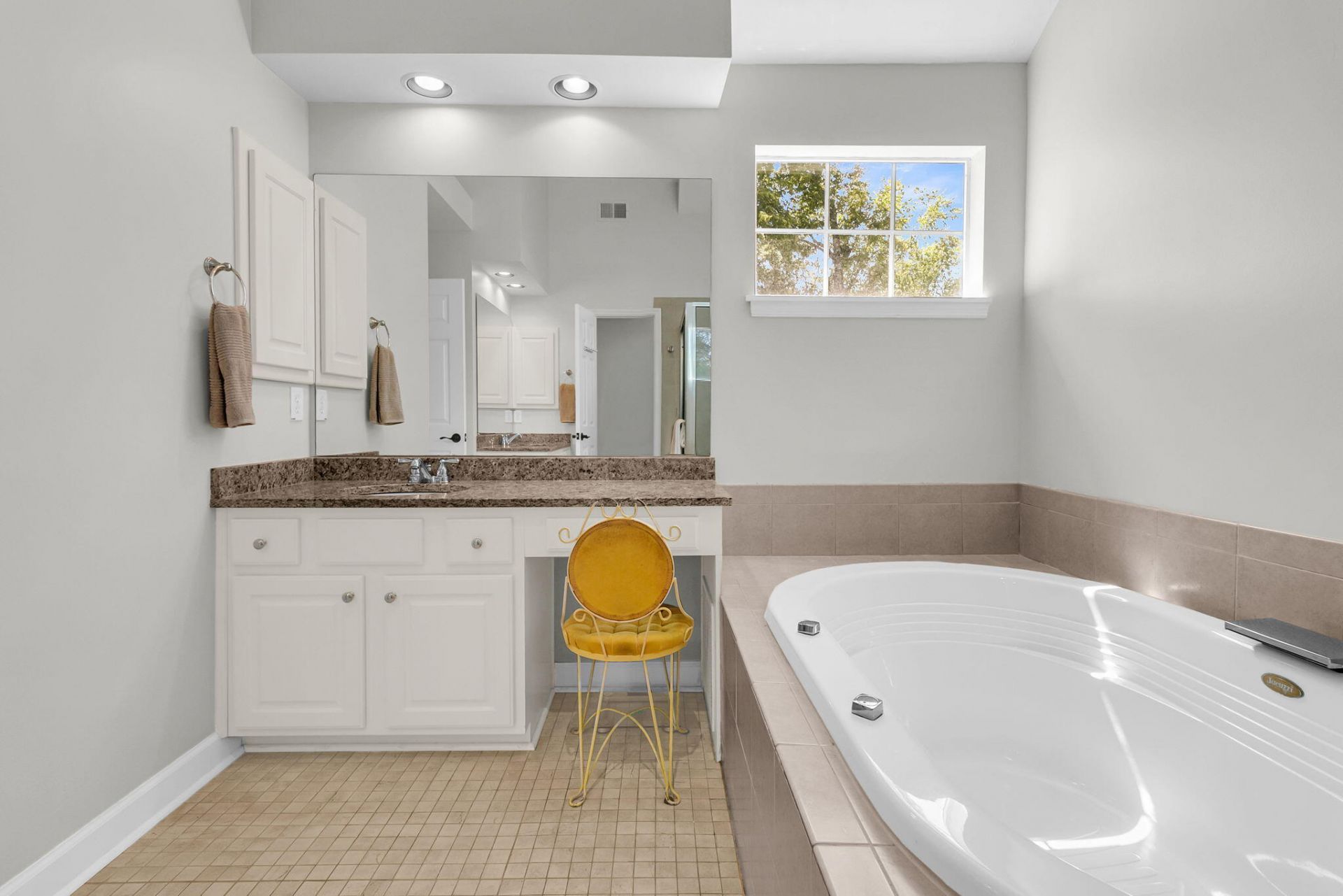 2116 Tall Grass Circle Photo 26