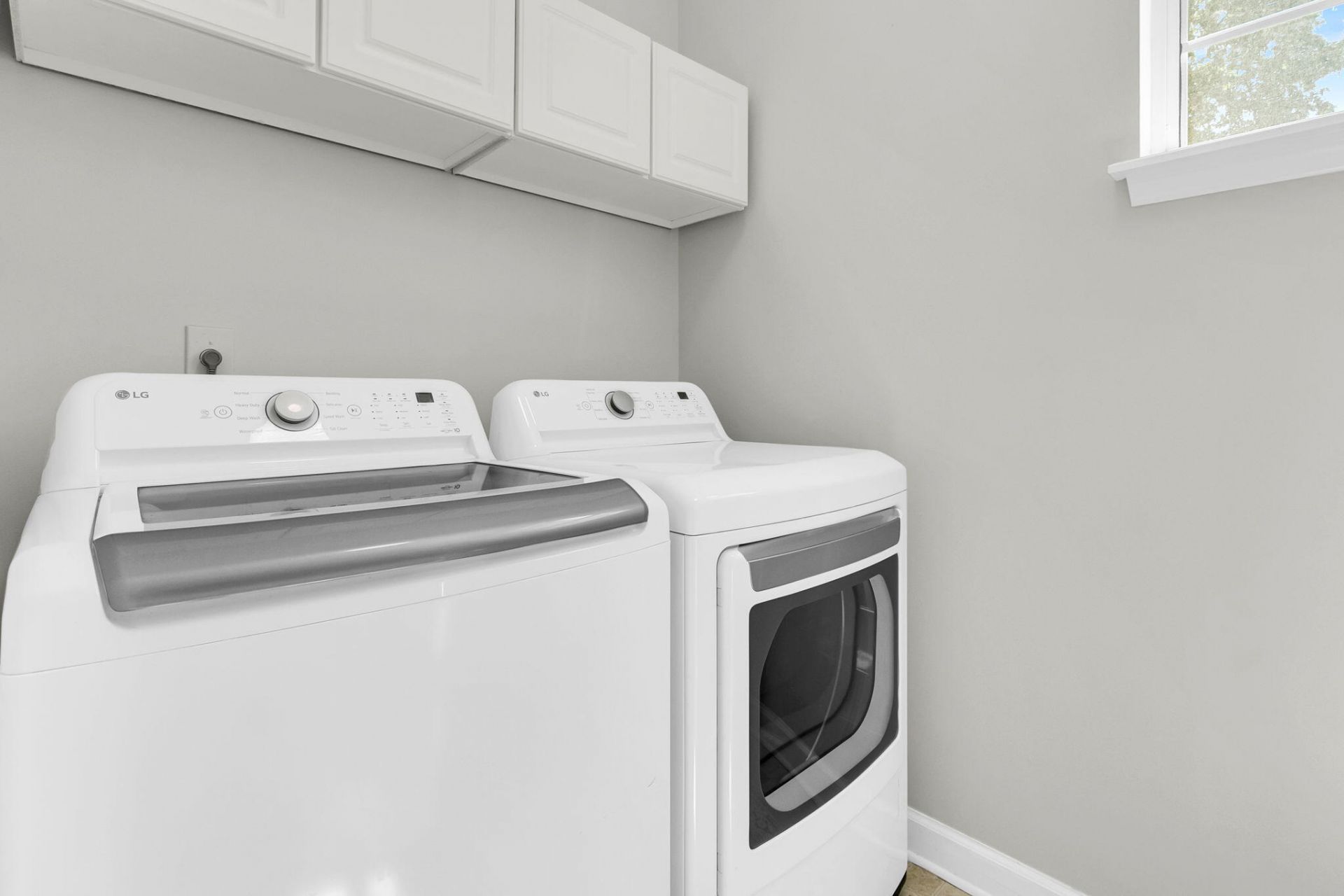 2116 Tall Grass Circle Photo 39