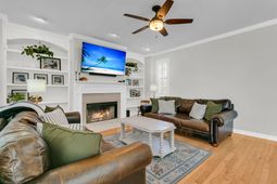 2116 Tall Grass Circle photo 4