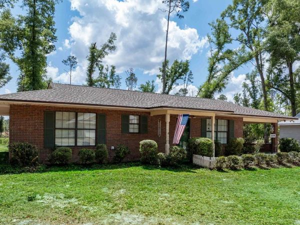 10496 WILDWOOD DR, Live Oak, FL 32064