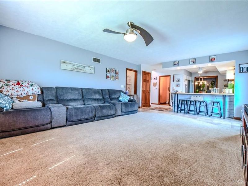 790 Chaucer Lane, Tipp City, OH 45371 Photo 10