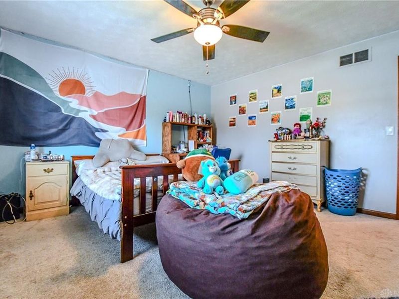 790 Chaucer Lane, Tipp City, OH 45371 Photo 34