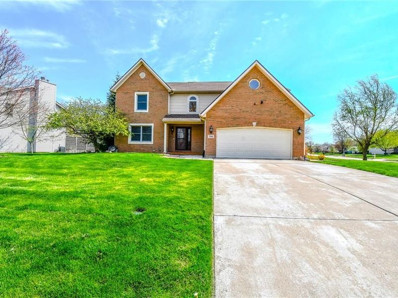 790 Chaucer Lane, Tipp City, OH 45371 Photo 5