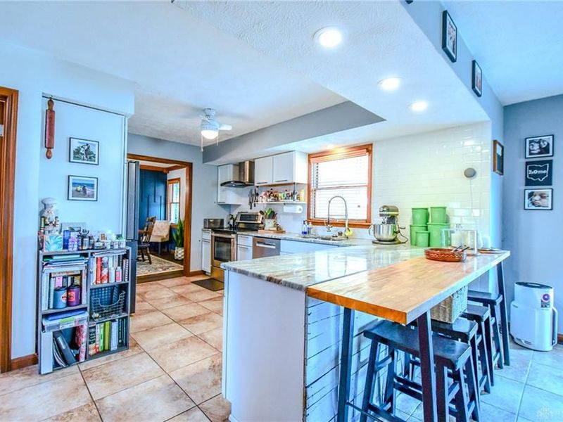 790 Chaucer Lane, Tipp City, OH 45371 Photo 7