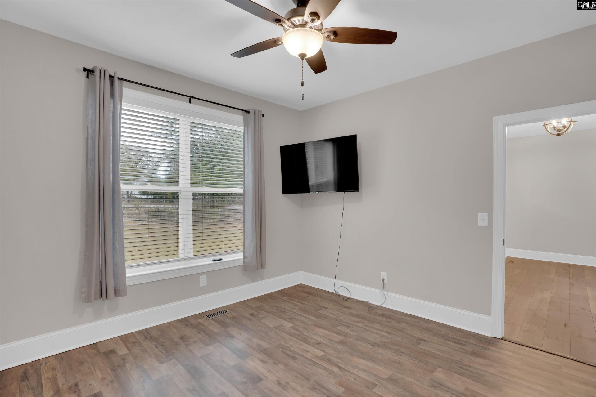 870 Shore Road  Photo 21