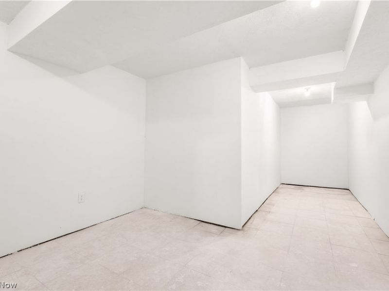 255 Cross Street, Akron, OH 44311 Photo 11