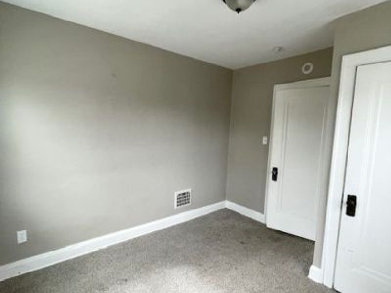 255 Cross Street, Akron, OH 44311 Photo 17