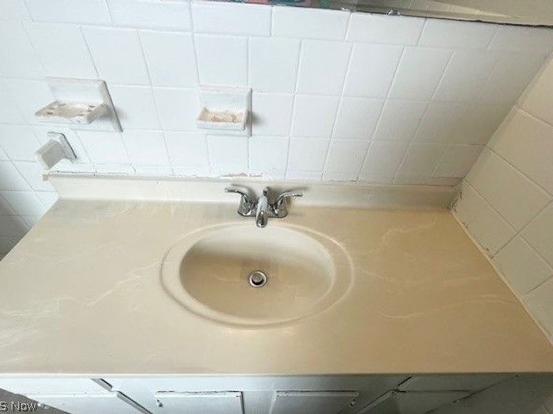 255 Cross Street, Akron, OH 44311 Photo 29