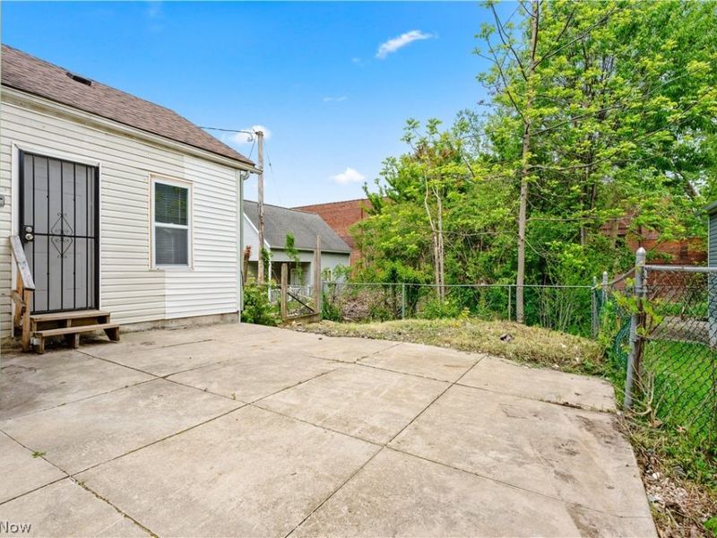 255 Cross Street, Akron, OH 44311 Photo 3