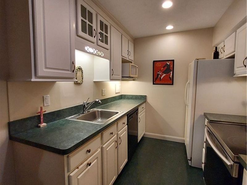 16395 Heather Lane, Unit 303, Middleburg Heights, OH 44130 Photo 11