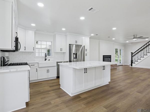 10555 Barbara St, Baton Rouge, LA 70815