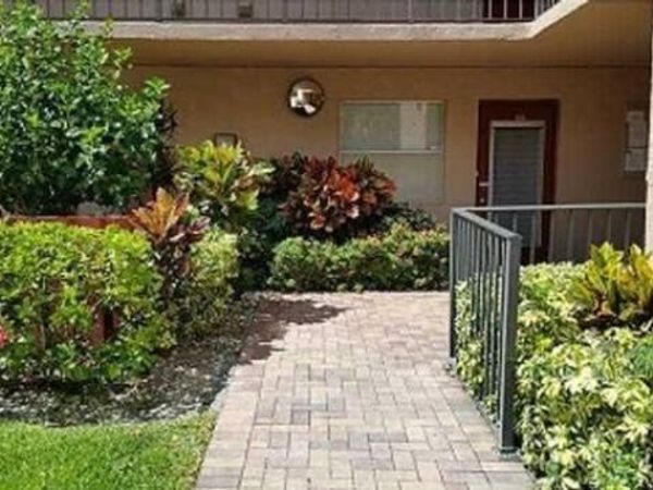 370 NW 76th Avenue, Unit 104, Margate, FL 33063