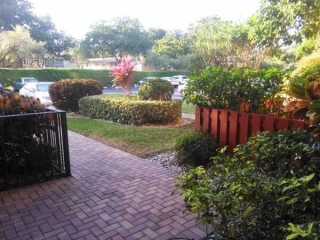 370 NW 76th Avenue, Unit 104, Margate, FL 33063 Photo