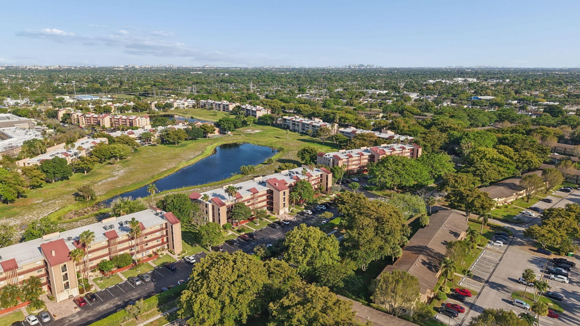 370 NW 76th Avenue, Unit 104, Margate, FL 33063 Photo