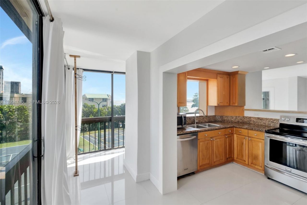 2333 Brickell Ave, Unit 305, Miami, FL 33129 Photo