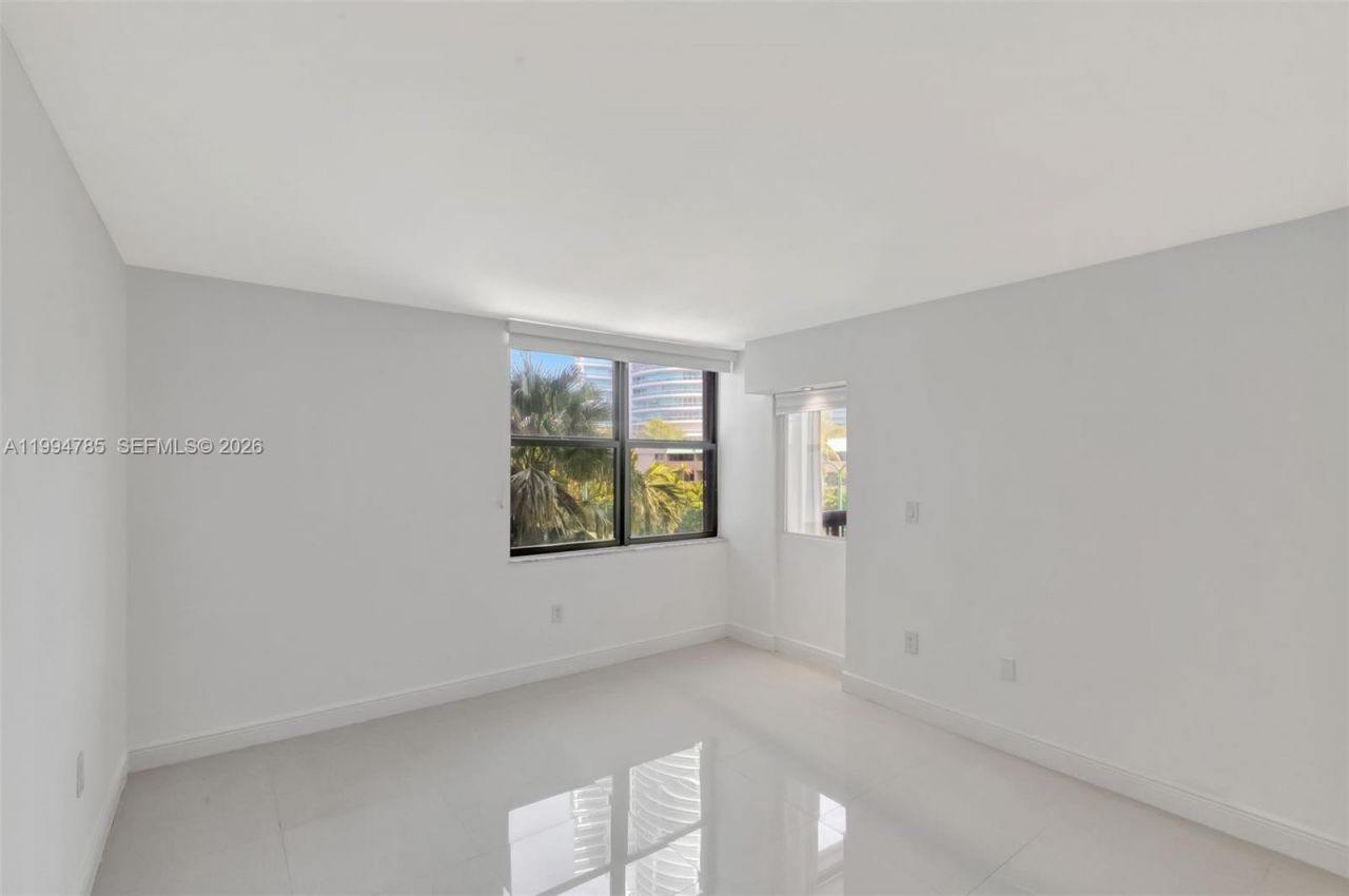 2333 Brickell Ave, Unit 305, Miami, FL 33129 Photo